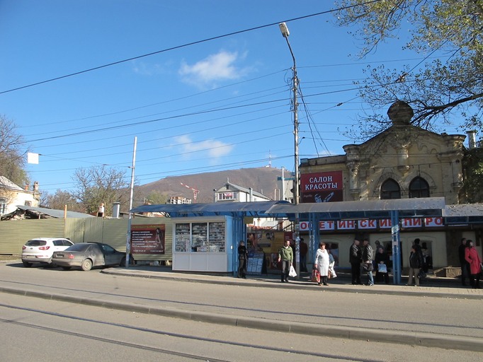 Дом с русалками и атлантами)